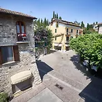 דירה Porto Valentino Livin' Flats סירמיונה