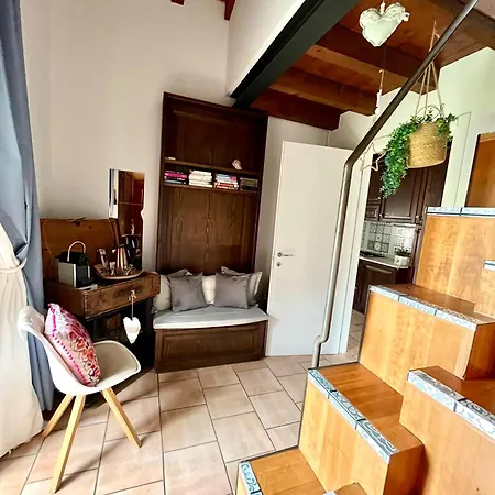 דירה Porto Valentino Livin' Flats סירמיונה